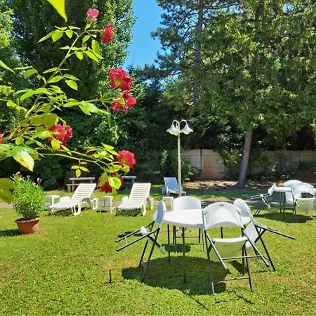 Balaton Panzio B&B 시오포크