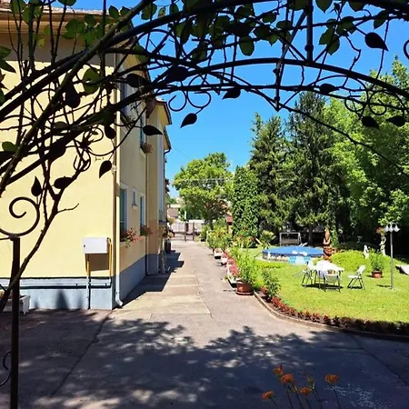 Отель типа 
