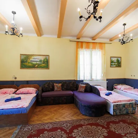 Balaton Panzio 3*